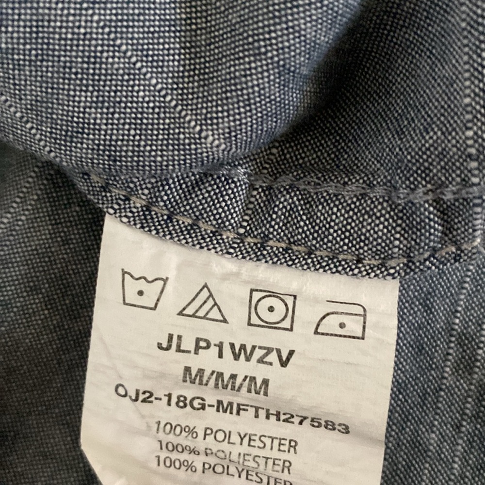 Wrangler Button-Down - Picture 4 of 4